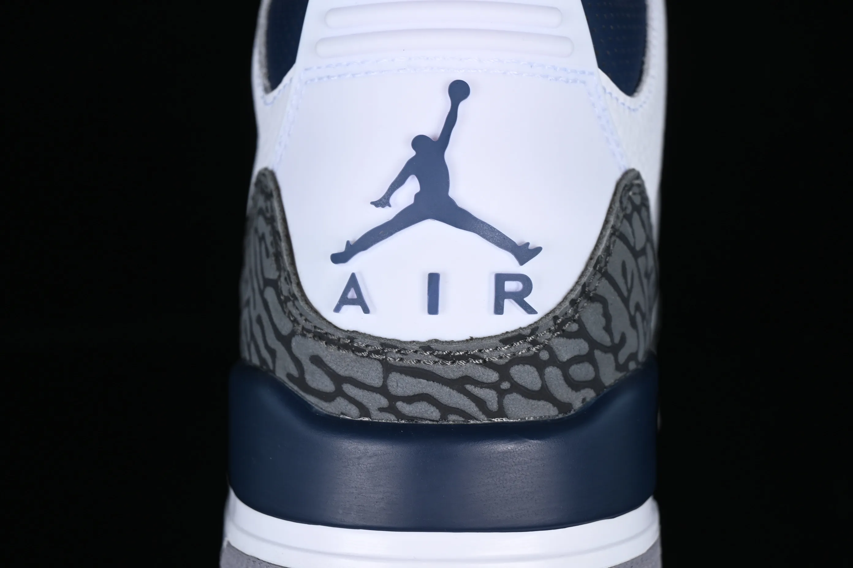 All categories Air Jordan Jordan series basketball shoes Air Jordan 3 L version Air Jordan 3 Retro "Midnight Navy" AJ3 Joe 3 midnight blue cement color CT8532-140